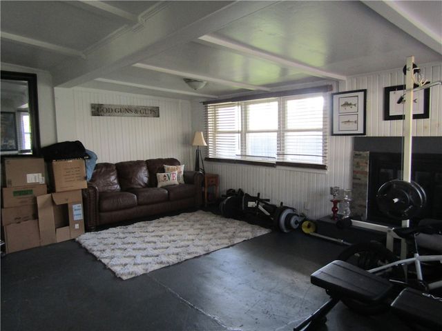 135 Mennonite Camp Rd, Mt Pleasant Twp, PA 15666