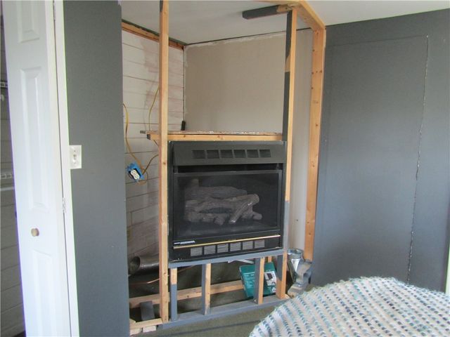 135 Mennonite Camp Rd, Mt Pleasant Twp, PA 15666