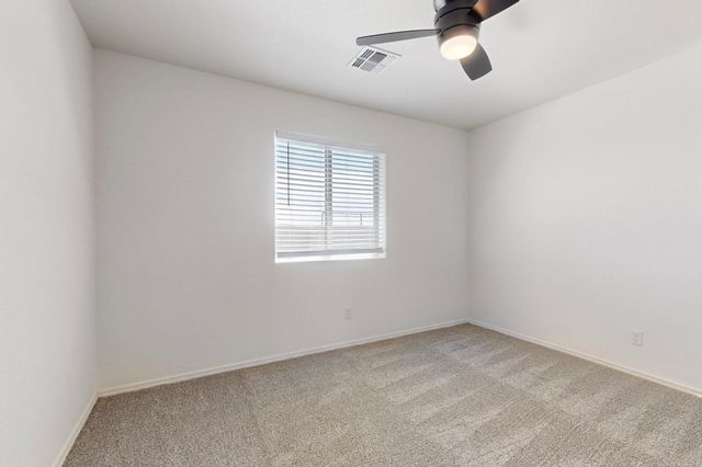 2501 Desi Loop, Belen, NM 87002