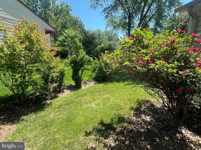 2584 JOHN MILTON DR, Herndon, VA 20171