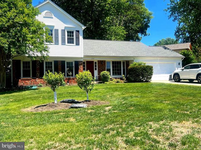 2584 JOHN MILTON DR, Herndon, VA 20171