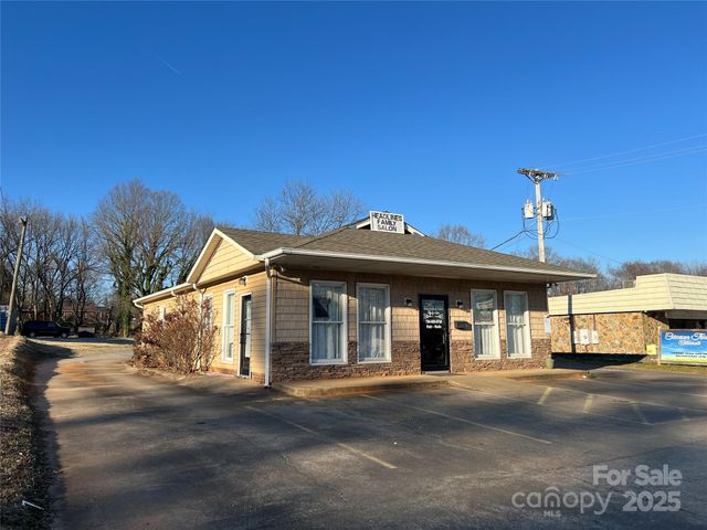 209 E King Street, Kings Mountain, NC 28086