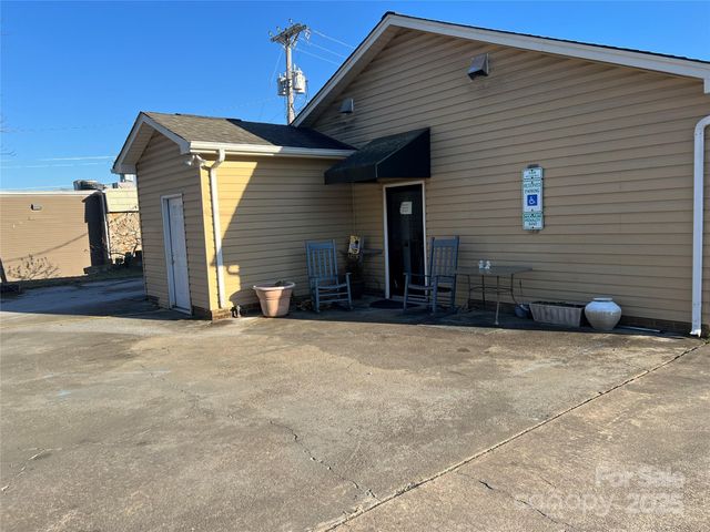 209 E King Street, Kings Mountain, NC 28086