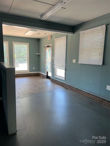 209 E King Street, Kings Mountain, NC 28086