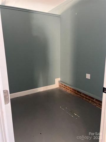 209 E King Street, Kings Mountain, NC 28086