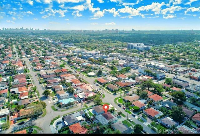 5911 SW 6th St 2, Miami, FL 33144