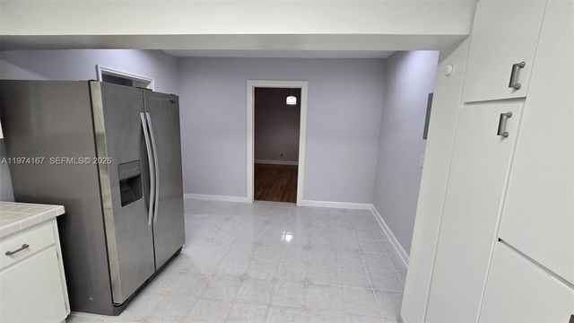 5911 SW 6th St 2, Miami, FL 33144