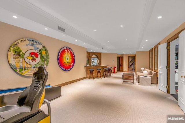 38 Rio Vista Drive, Alpine, NJ 07620