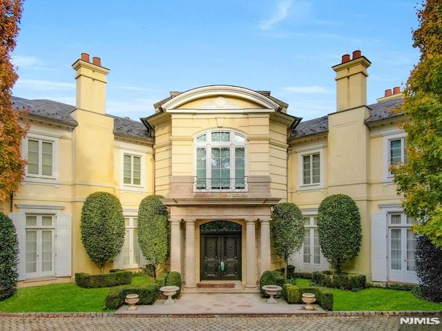 38 Rio Vista Drive, Alpine, NJ 07620