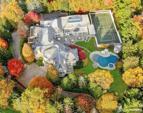 38 Rio Vista Drive, Alpine, NJ 07620