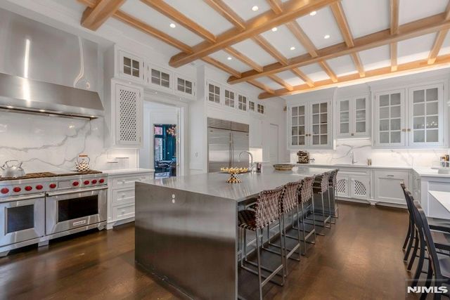 38 Rio Vista Drive, Alpine, NJ 07620