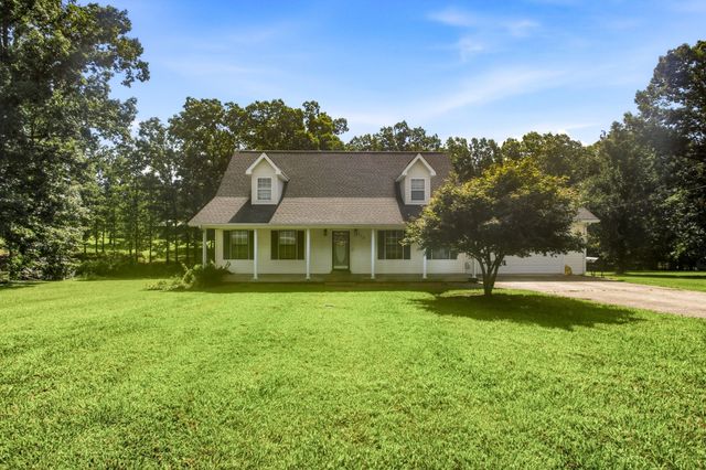115 Pin Oaks Ln, Hohenwald, TN 38462