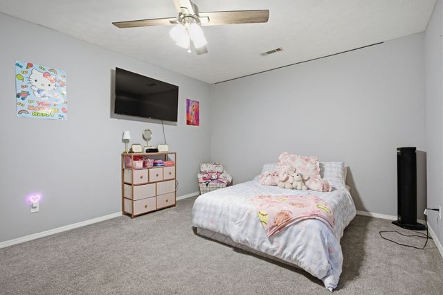 115 Pin Oaks Ln, Hohenwald, TN 38462