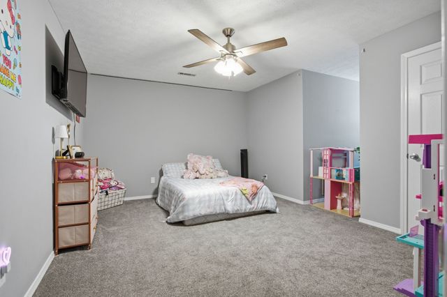 115 Pin Oaks Ln, Hohenwald, TN 38462