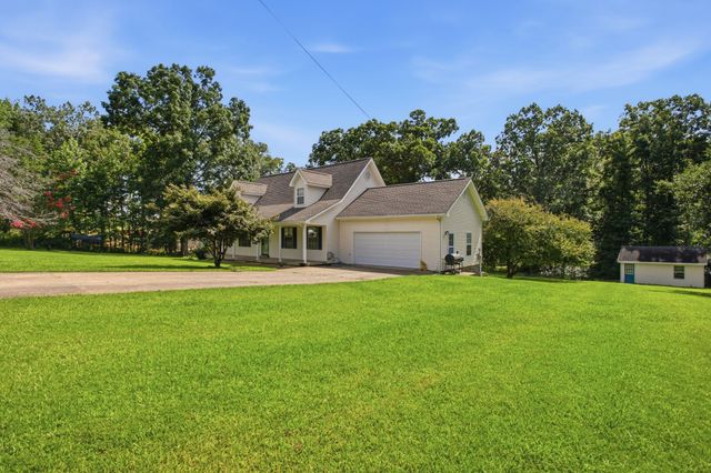 115 Pin Oaks Ln, Hohenwald, TN 38462