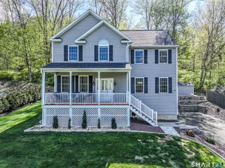 7 Lillinonah Drive, Brookfield, CT 06804