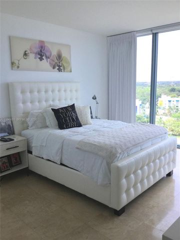 601 NE 36th St 1208, Miami, FL 33137