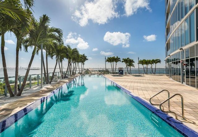 601 NE 36th St 1208, Miami, FL 33137