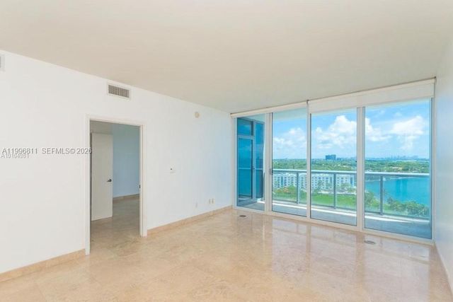 601 NE 36th St 1208, Miami, FL 33137