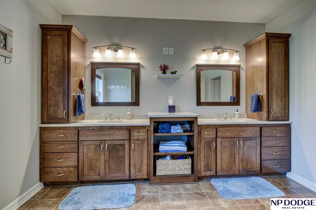 3570 Golden Eagle Circle, Blair, NE 68008