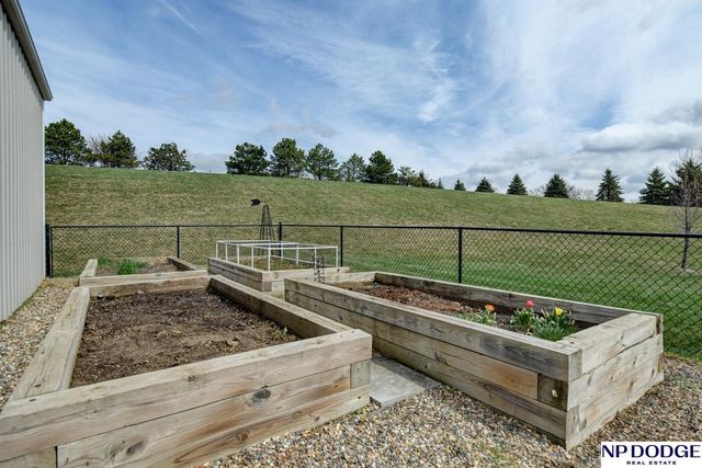 3570 Golden Eagle Circle, Blair, NE 68008