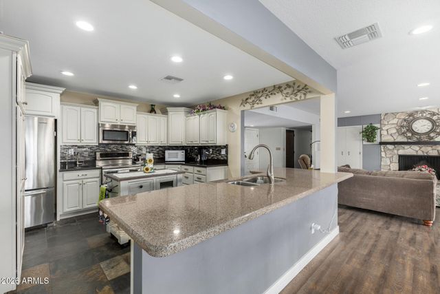 3650 E QUENTON Drive 5, Mesa, AZ 85215