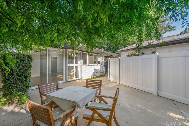8341 Delco Avenue, Winnetka, CA 91306