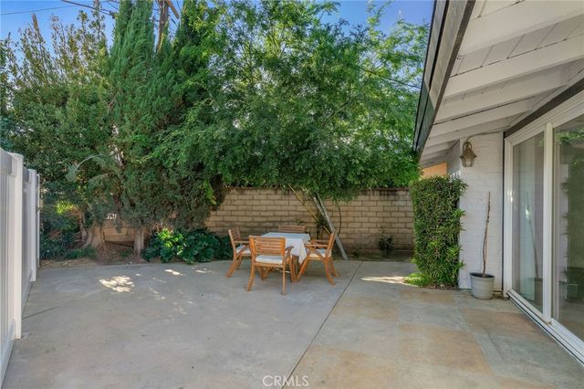 8341 Delco Avenue, Winnetka, CA 91306