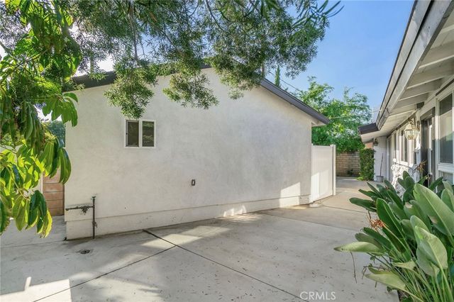 8341 Delco Avenue, Winnetka, CA 91306