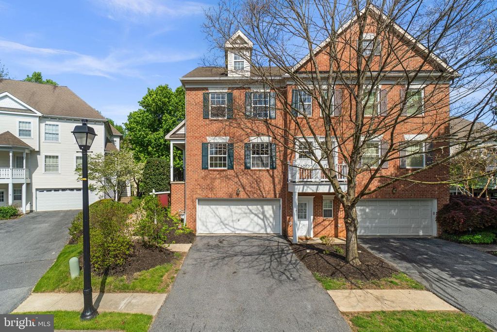 Image 1 of property listing at 7 AUGUSTUS WALLY CT #11, Reisterstown, MD 21136