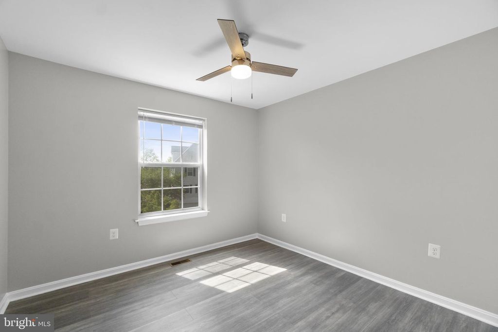 Image 19 of property listing at 7 AUGUSTUS WALLY CT #11, Reisterstown, MD 21136