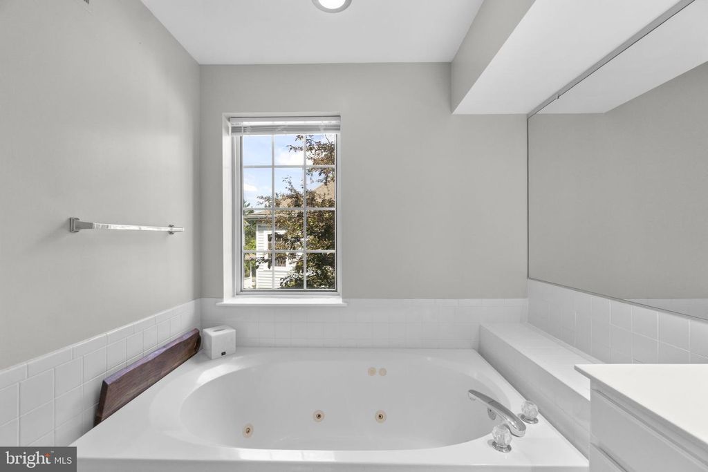Image 30 of property listing at 7 AUGUSTUS WALLY CT #11, Reisterstown, MD 21136
