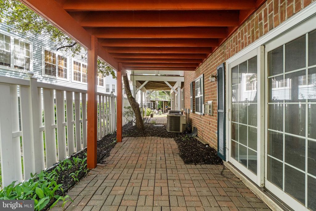 Image 40 of property listing at 7 AUGUSTUS WALLY CT #11, Reisterstown, MD 21136