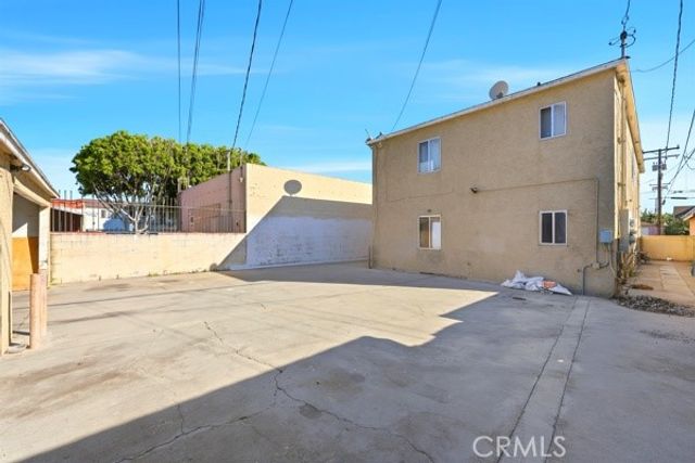 10011 State, Lynwood, CA 90262