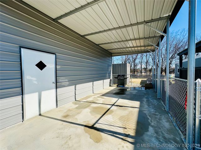 114155 S 4205 Road, Checotah, OK 74426