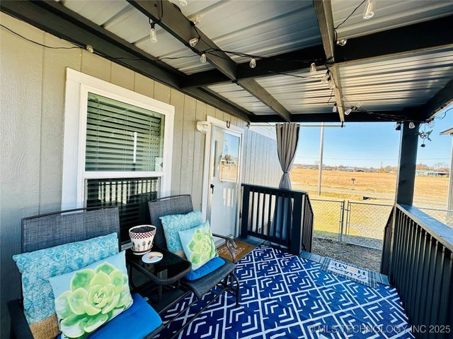 114155 S 4205 Road, Checotah, OK 74426