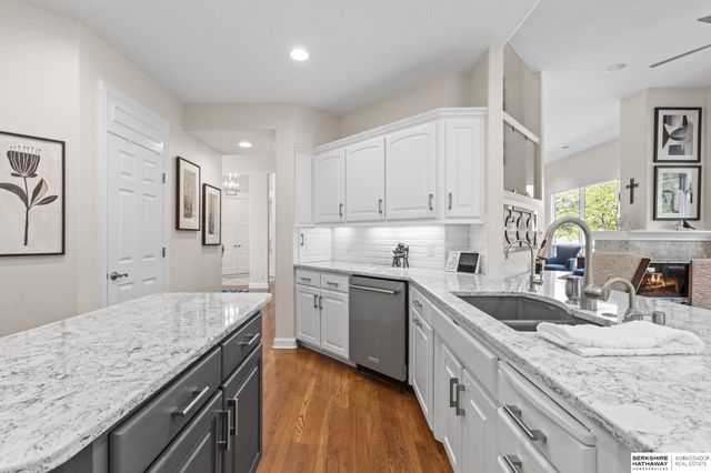 2233 N 161st Street, Omaha, NE 68116