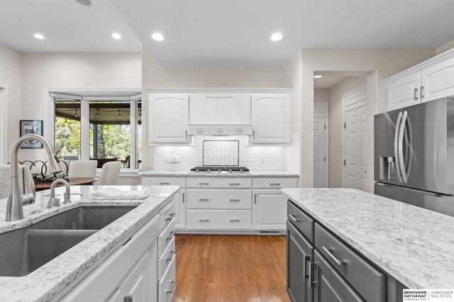 2233 N 161st Street, Omaha, NE 68116