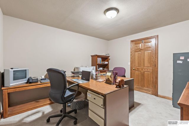 2233 N 161st Street, Omaha, NE 68116