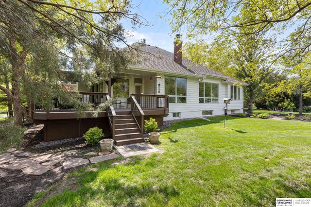 2233 N 161st Street, Omaha, NE 68116