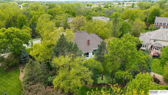 2233 N 161st Street, Omaha, NE 68116