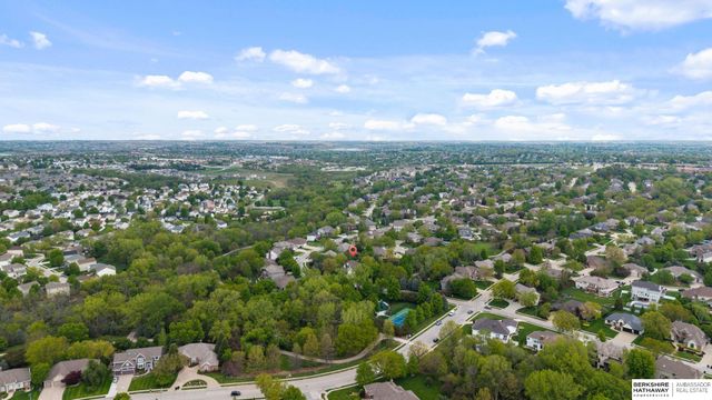 2233 N 161st Street, Omaha, NE 68116