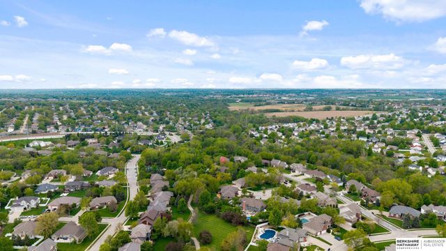 2233 N 161st Street, Omaha, NE 68116