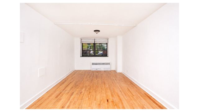515 E 7th St Apt W6, New York City, NY 11218