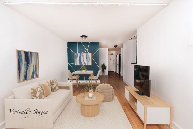 515 E 7th St Apt W6, New York City, NY 11218