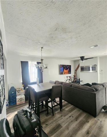 1279 Ridgecrest SE Lane, Smyrna, GA 30080