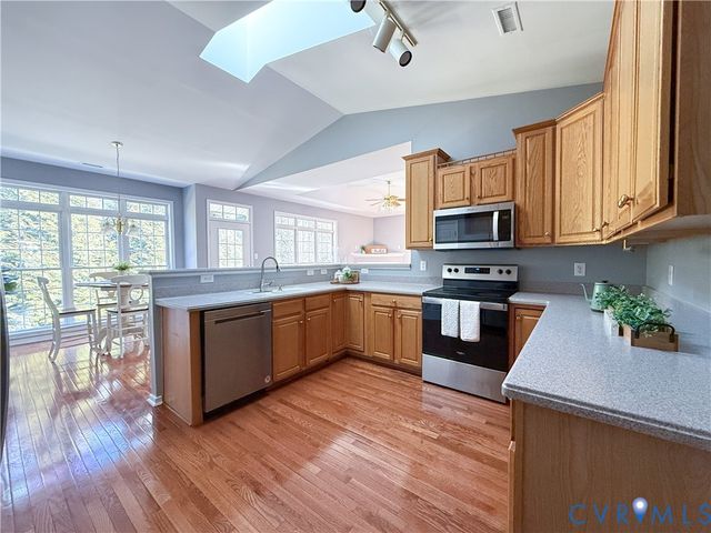 9990 Doe Run Pl, Mechanicsville, VA 23116