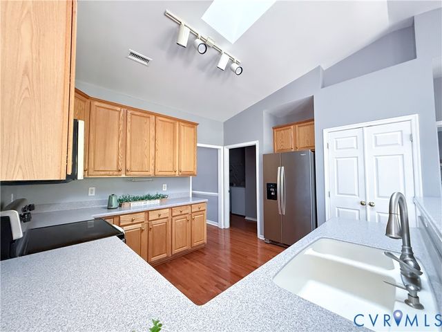 9990 Doe Run Pl, Mechanicsville, VA 23116