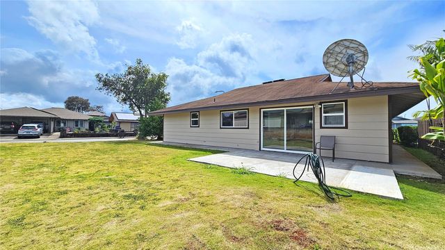 95-720 Lewanuu Street, Mililani, HI 96789