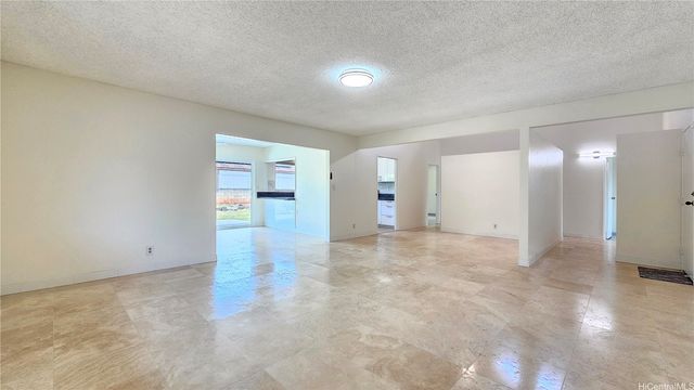 95-720 Lewanuu Street, Mililani, HI 96789